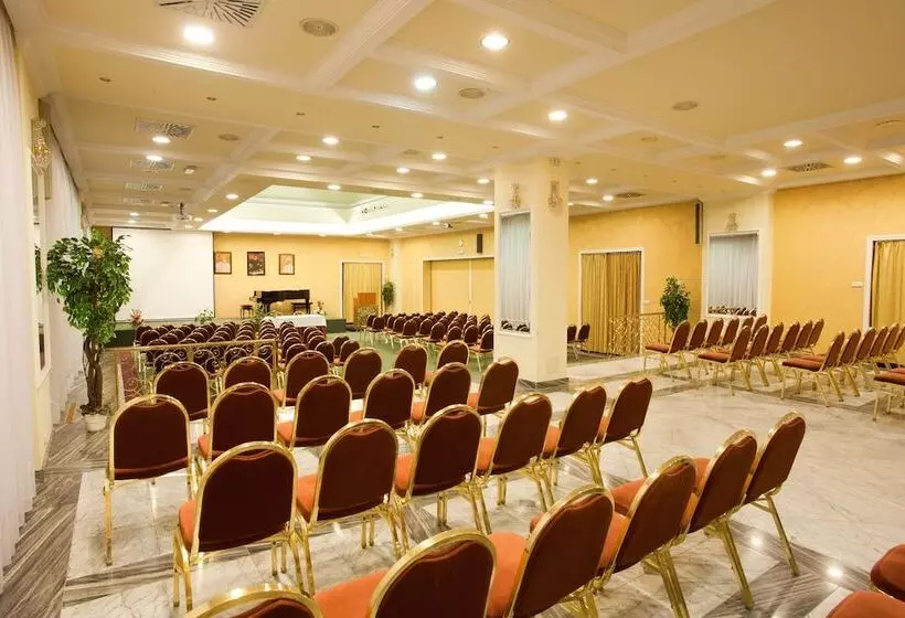 Fotos del hotel Pannonia:  6
