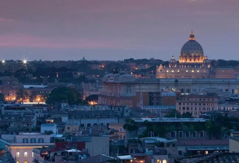 Fotos del hotel Rocco Forte Hotel De La Ville:  8