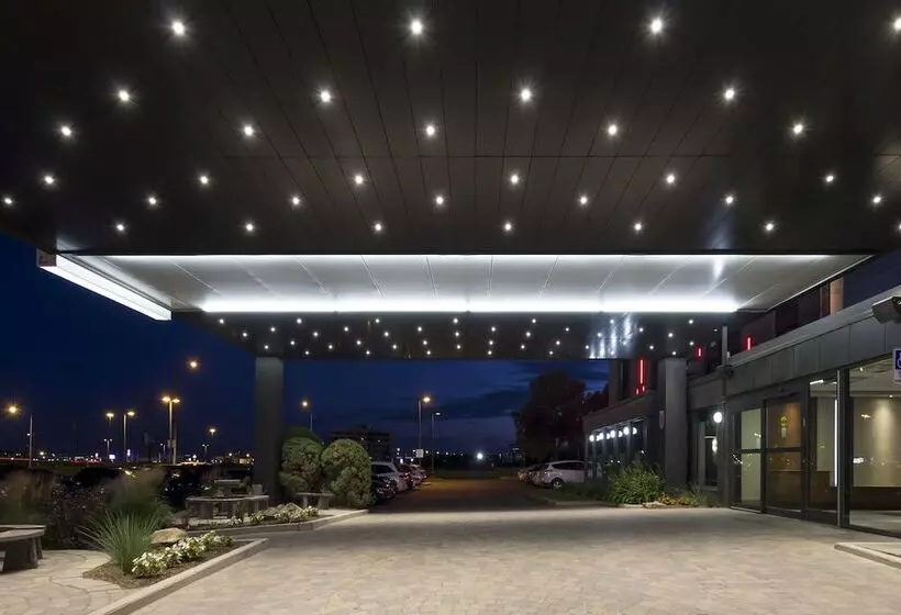 Fotos del hotel Hôtel & Suites Normandin Québec:  10