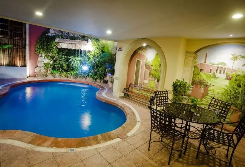 Fotos del hotel Colonial De Merida:  10