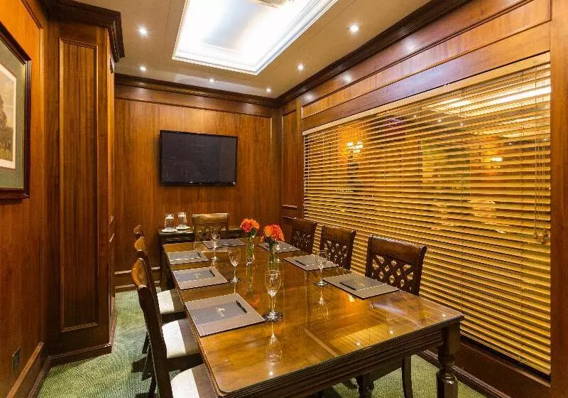 Fotos del hotel Park Plaza Santiago:  8