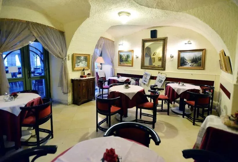 Fotos del hotel Senatorház Eger:  10