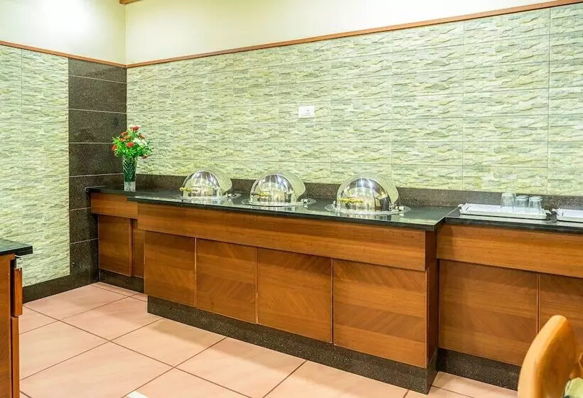 Fotos del hotel Treebo Trend Ambassador:  5