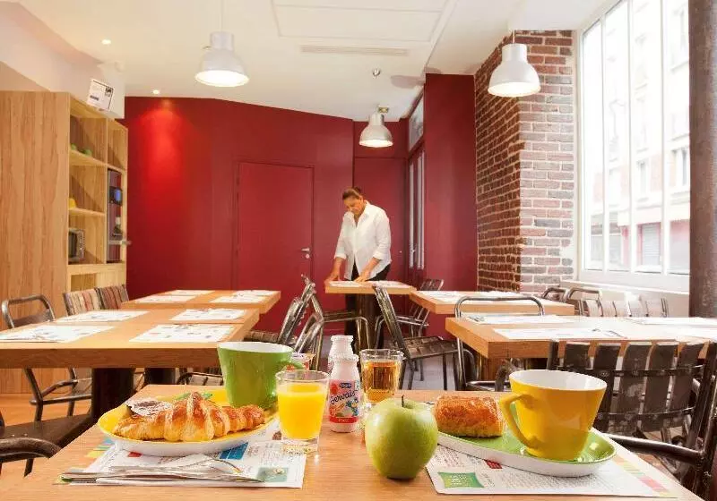 Fotos del hotel Ibis Styles Paris Montmartre Nord:  24