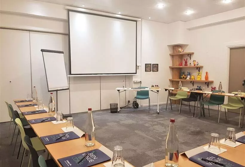 Fotos del hotel Campanile Nice Aéroport:  4