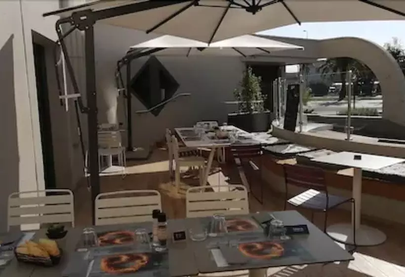 Fotos del hotel Campanile Nice Aéroport:  5