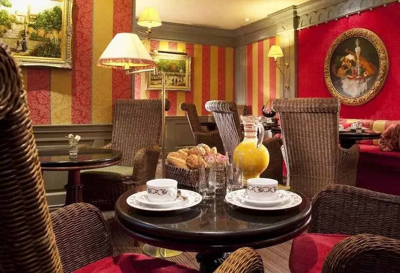 Fotos del hotel Chambiges Elysées:  13