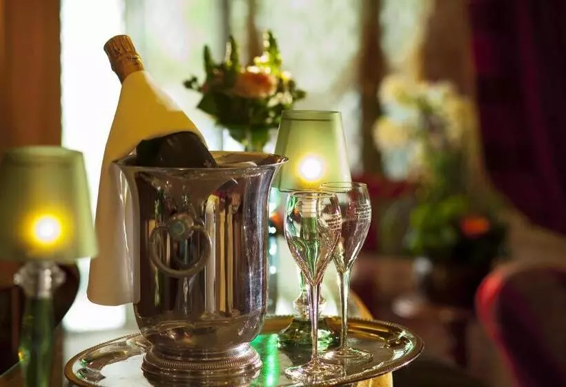 Fotos del hotel Chambiges Elysées:  5