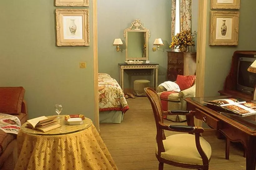 Fotos del hotel Chambiges Elysées:  19