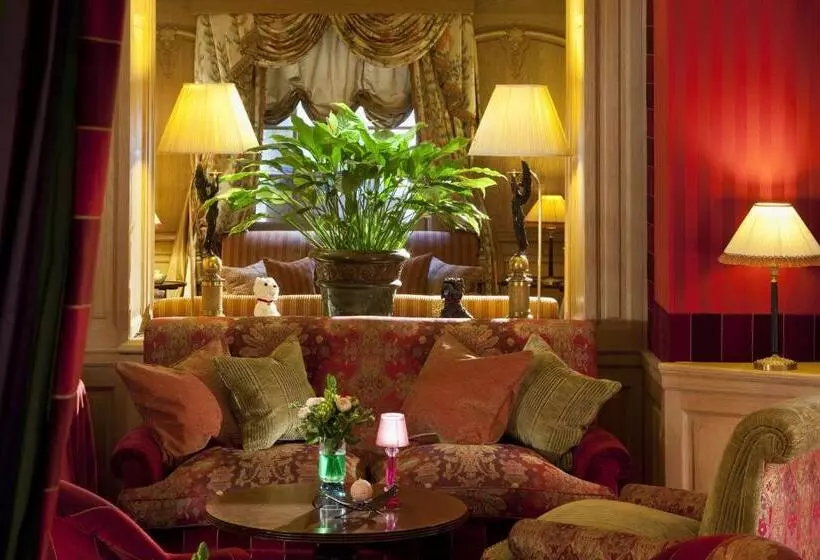 Fotos del hotel Chambiges Elysées:  23