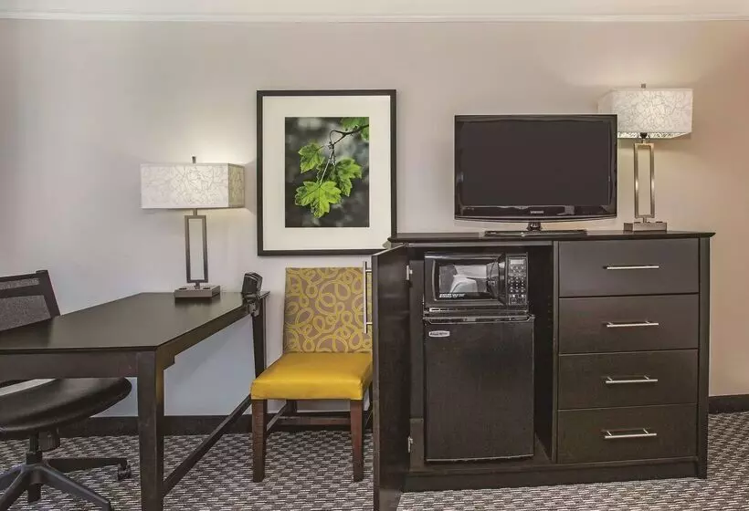 Fotos del hotel La Quinta By Wyndham Las Vegas Summerlin Tech:  24