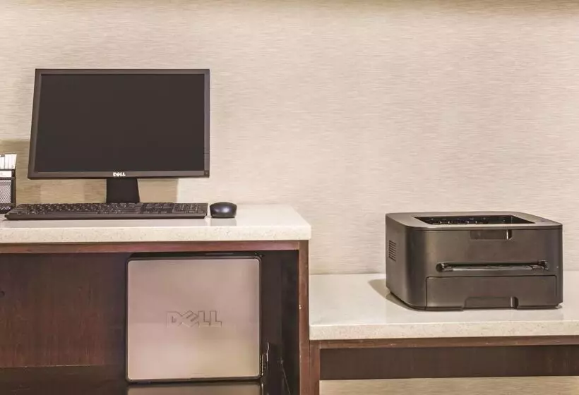 Fotos del hotel La Quinta By Wyndham Las Vegas Summerlin Tech:  25