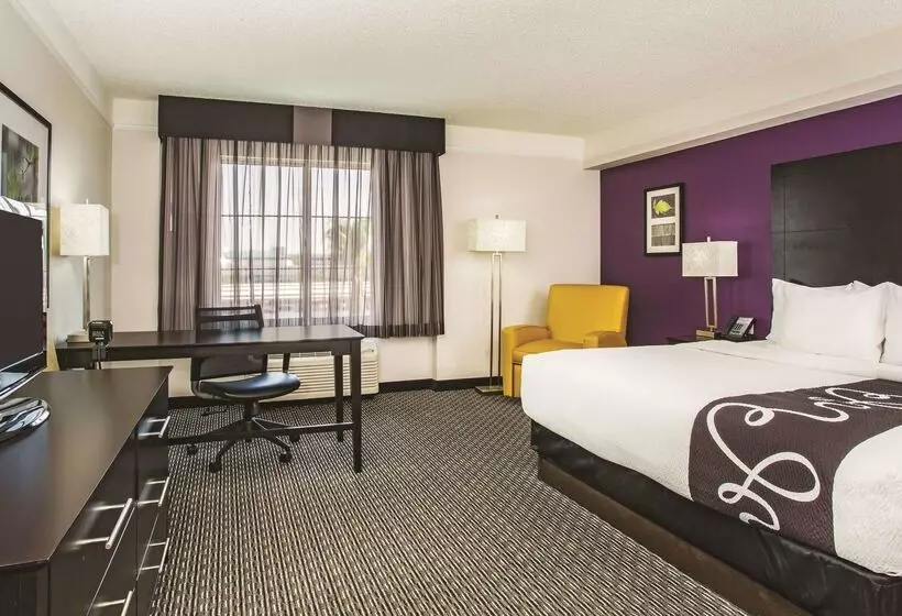 Fotos del hotel La Quinta By Wyndham Las Vegas Summerlin Tech:  6