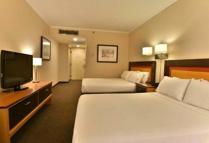 Holiday Inn Express Puerto Madero, An Ihg