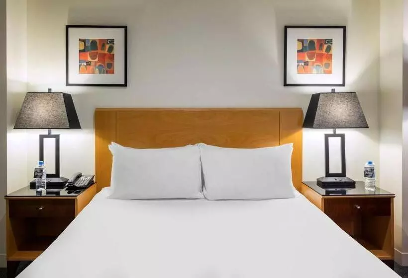 Radisson On Flagstaff Gardens Melbourne