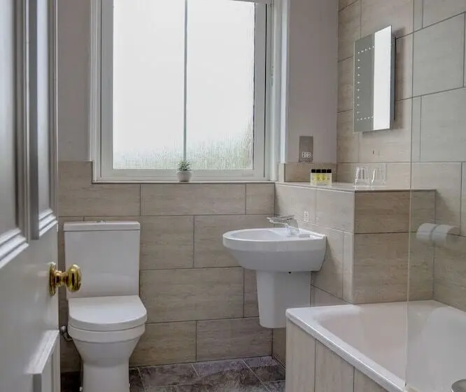 Fotos del hotel Best Western Edinburgh South Braid Hills:  9