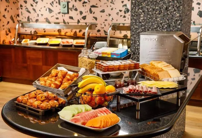 Fotos del hotel Ibis Styles Bournemouth:  4