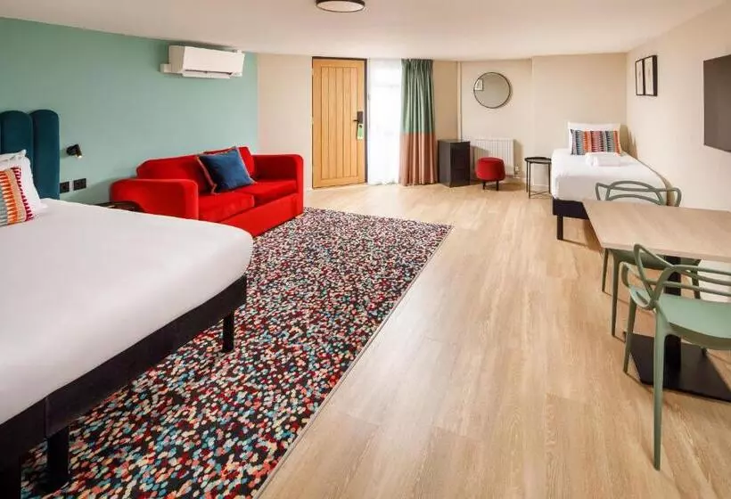 Fotos del hotel Ibis Styles Bournemouth:  22