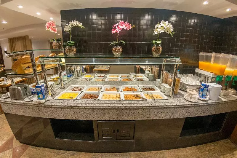 Fotos del hotel Real Palace:  11