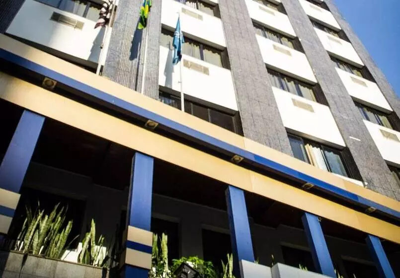 Leon Park  E Convenções  Melhor Custo Benefício