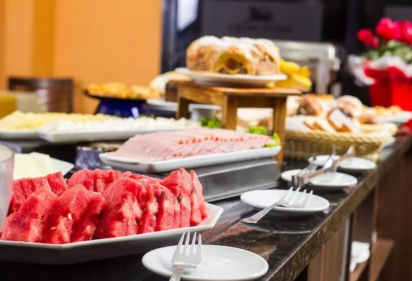 Fotos del hotel Leon Park  E Convenções  Melhor Custo Benefício:  17