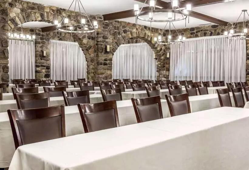 Fotos del hotel Ramada By Wyndham Ottawa On The Rideau:  10