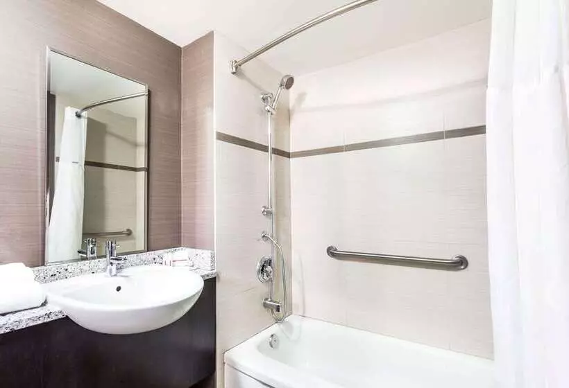 Fotos del hotel Ramada By Wyndham Ottawa On The Rideau:  14