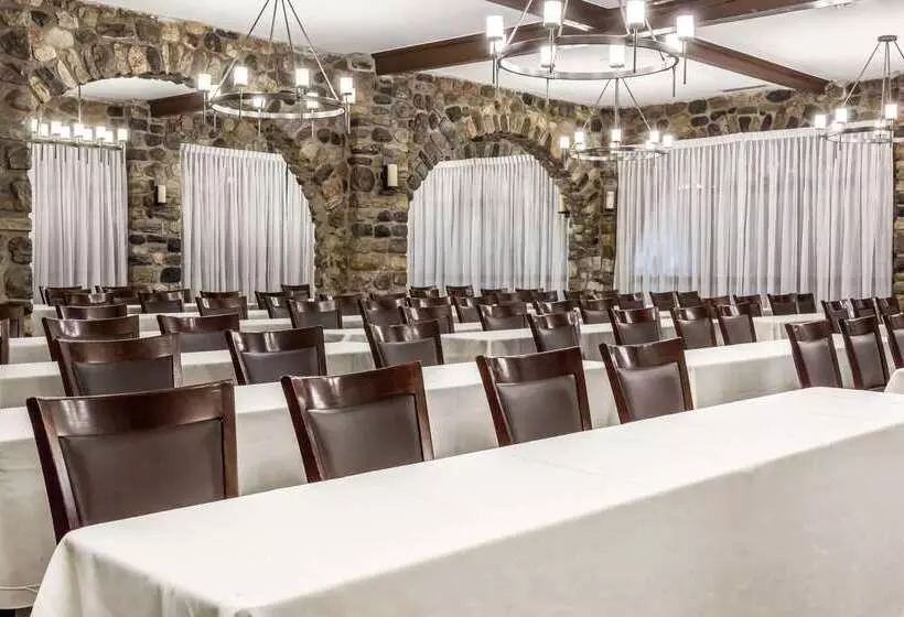 Fotos del hotel Ramada By Wyndham Ottawa On The Rideau:  6