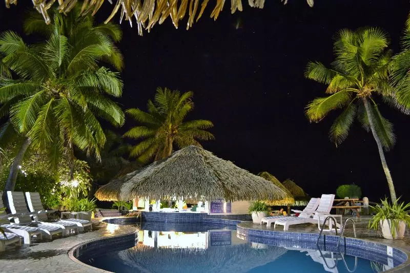 Fotos del hotel Club Raro Resort:  19