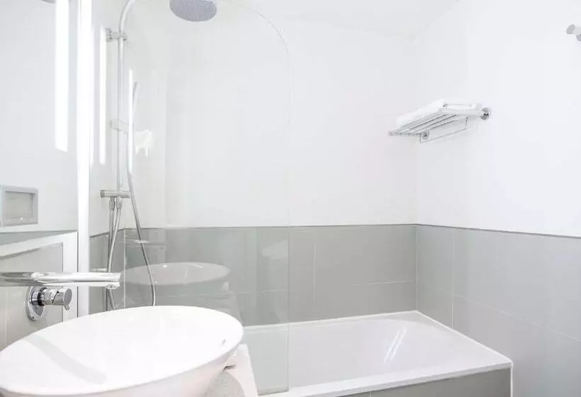 Fotos del hotel Hôtel Cannes Centre Univers:  5