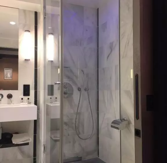 Fotos del hotel Hôtel Cannes Centre Univers:  18