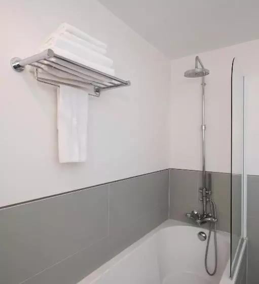 Fotos del hotel Hôtel Cannes Centre Univers:  16