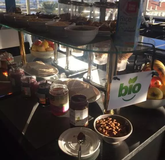 Fotos del hotel Hôtel Cannes Centre Univers:  4