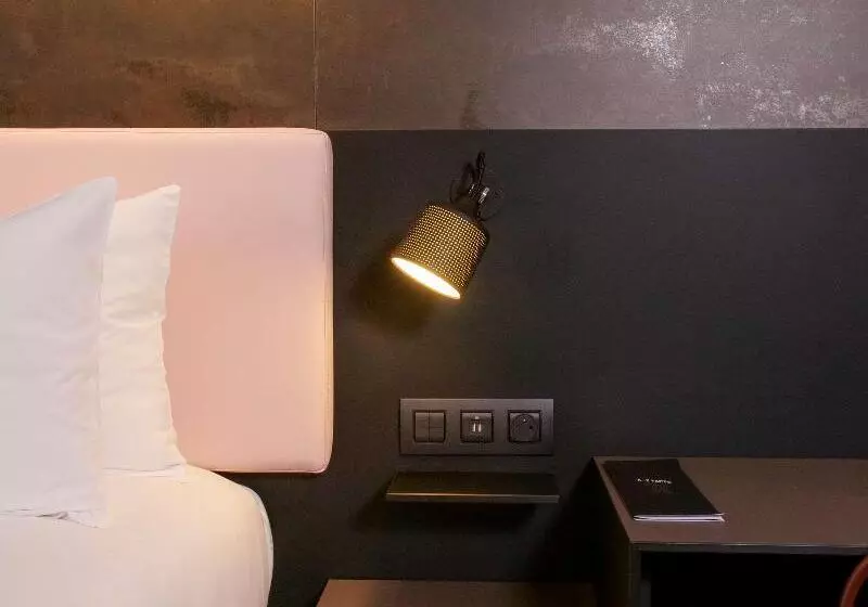 Fotos del hotel Tribe Paris Batignolles:  4