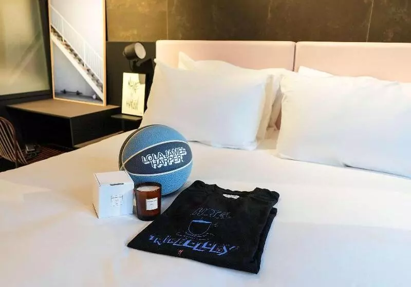 Fotos del hotel Tribe Paris Batignolles:  2