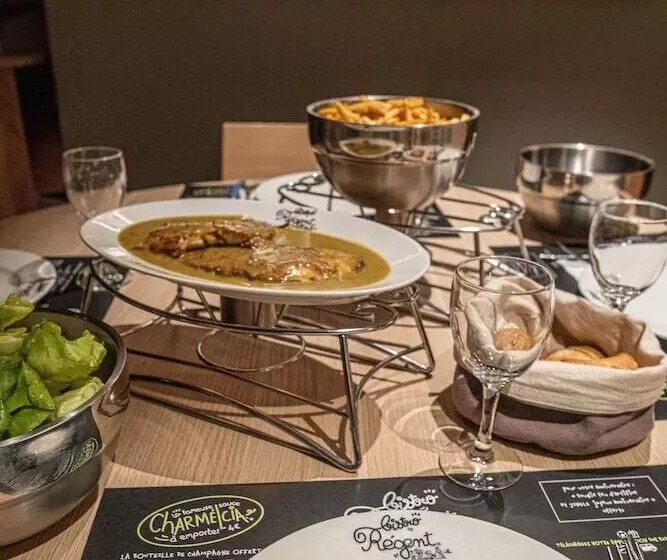 Fotos del hotel Ibis Styles Clermont-ferrand Aéroport:  21