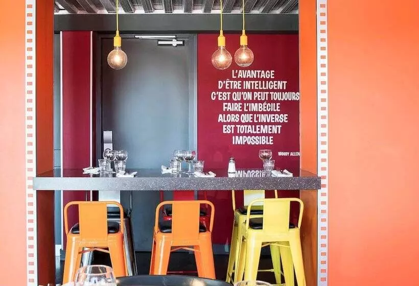 Fotos del hotel Ibis Styles Lyon Centre Confluence:  12