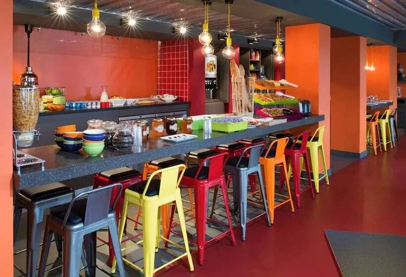 Fotos del hotel Ibis Styles Lyon Centre Confluence:  9