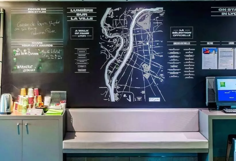 Fotos del hotel Ibis Styles Lyon Centre Confluence:  7