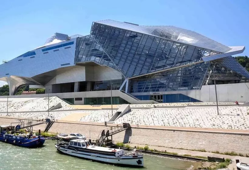 Fotos del hotel Ibis Styles Lyon Centre Confluence:  11