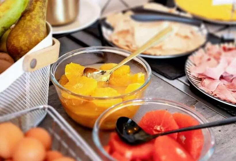 Fotos del hotel Ibis Styles Paris Gare de L'Est Château Landon:  2