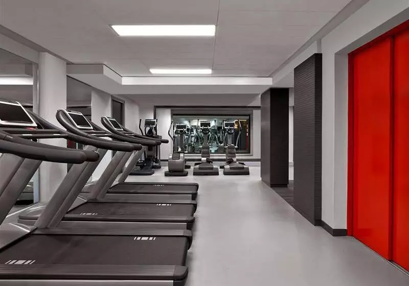 Fotos del hotel Le Méridien Etoile:  5