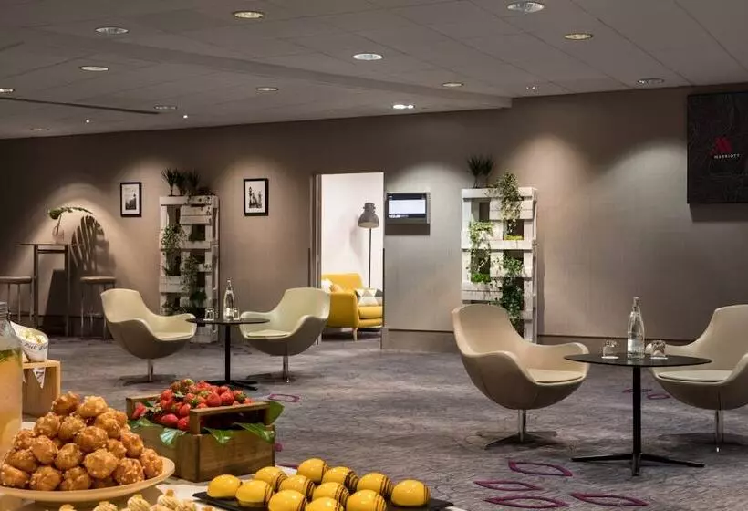 Fotos del hotel Paris Marriott Rive Gauche Hotel & Conference Center:  2