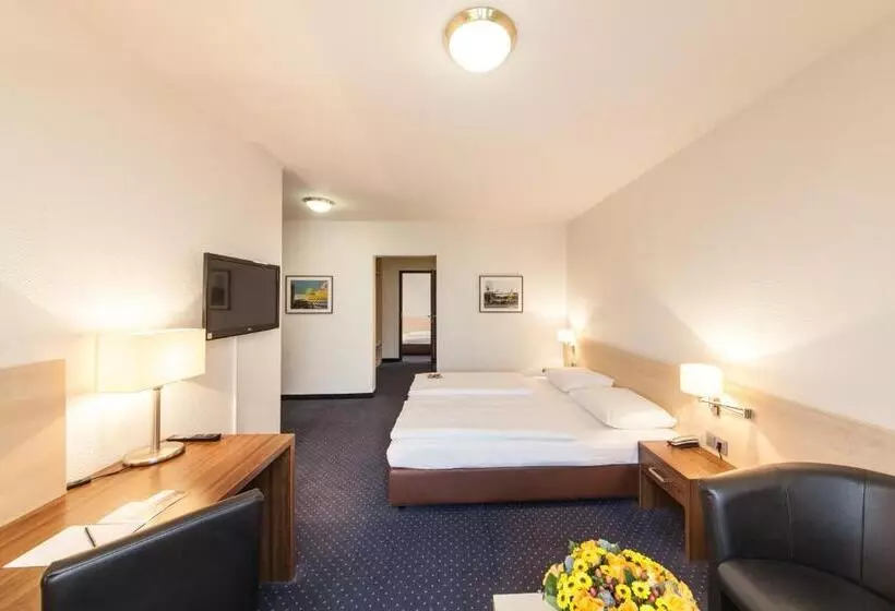 Fotos del hotel Novum Hotel Mariella Airport:  15