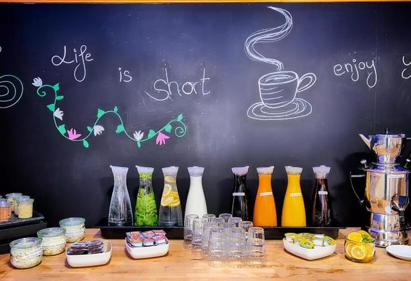 Fotos del hotel Senator:  3