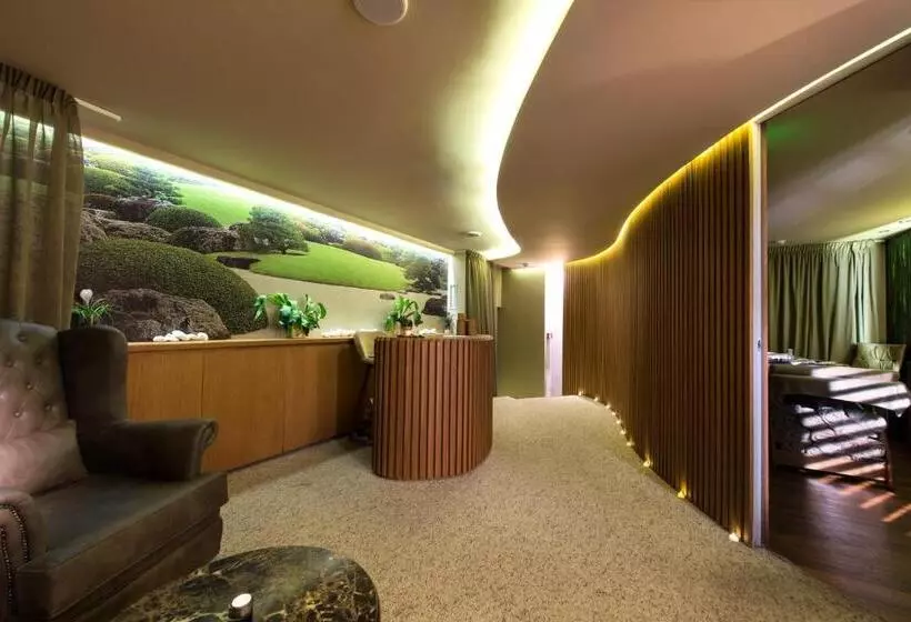 Fotos del hotel Mediterranean Palace:  3