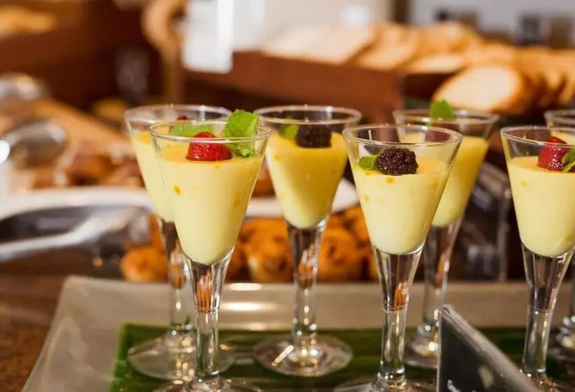 Fotos del hotel Mediterranean Palace:  18