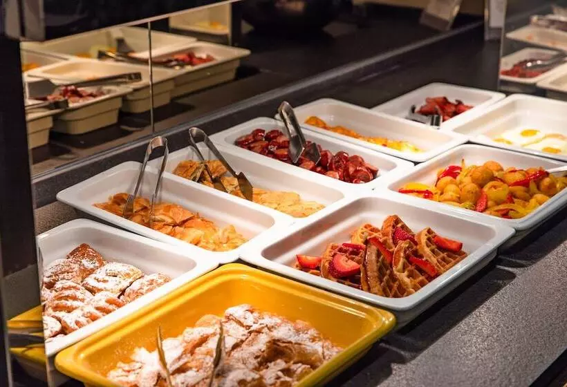 Fotos del hotel Mediterranean Palace:  5