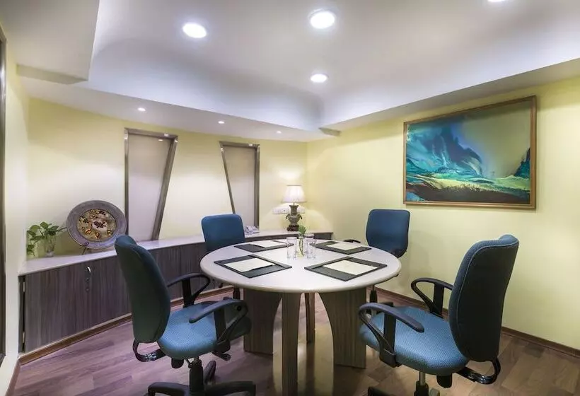 Fotos del hotel Grand Chennai By Grt Hotels:  10