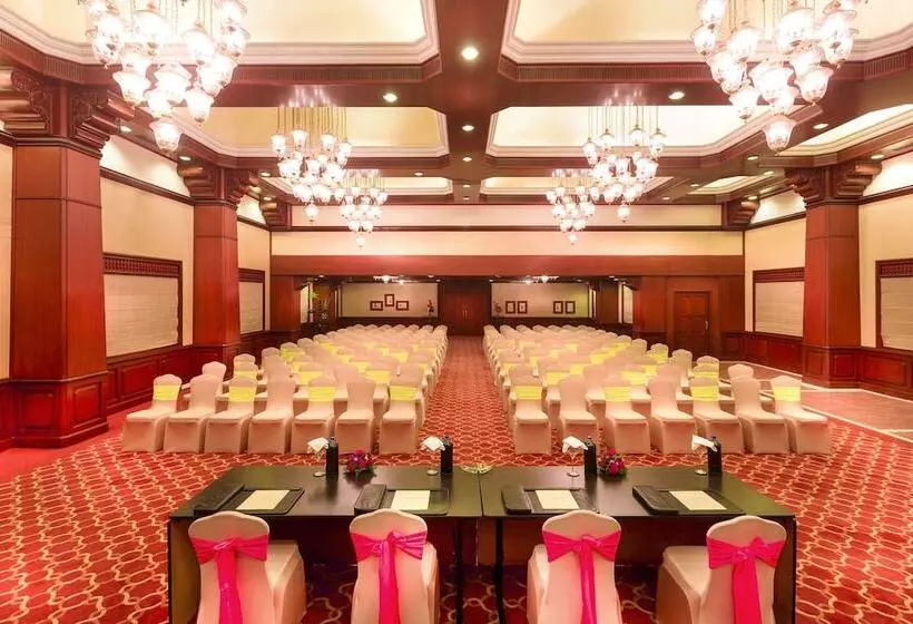 Fotos del hotel Grand Chennai By Grt Hotels:  12